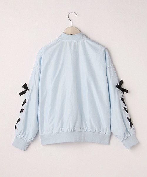 by LOVEiT（バイラビット）の「刺しゅうチラシブルゾン（ブルゾン・キッズ・ピンク/サックスブルー/ラベンダー・130cm/160cm/120cm/140cm/150cm）」の6枚目の写真
