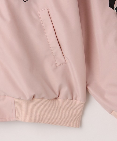 by LOVEiT（バイラビット）の「刺しゅうチラシブルゾン（ブルゾン・キッズ・ピンク/サックスブルー/ラベンダー・130cm/160cm/120cm/140cm/150cm）」の11枚目の写真