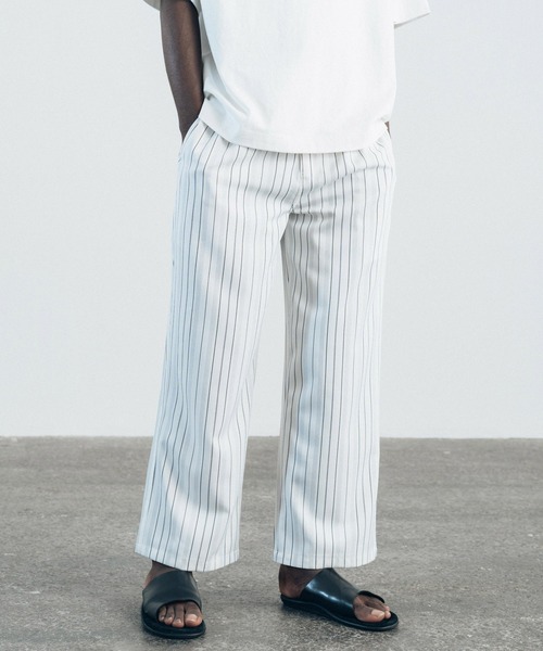 euan.（ユアン）の「euan. マルチストライプ ドライタッチ ワイドストレートイージーパンツ（その他パンツ・メンズ・ホワイト/ブラック・M/L）」の5枚目の写真