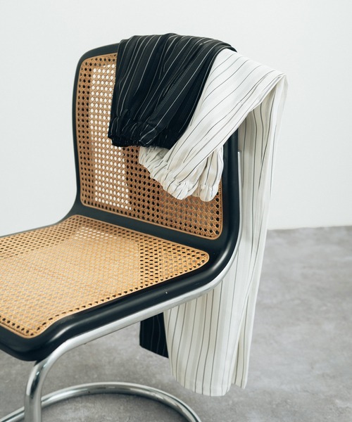 euan.（ユアン）の「euan. マルチストライプ ドライタッチ ワイドストレートイージーパンツ（その他パンツ・メンズ・ホワイト/ブラック・M/L）」の10枚目の写真