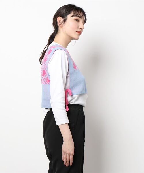 moyan ecri(モヤン エクリ)の「<moyan ecri>ワンポイント付け衿風ビスチェ ベスト【SAKURA SERIES】(ベスト・レディース・グリーン/アクア・FREE)」の4枚目の写真