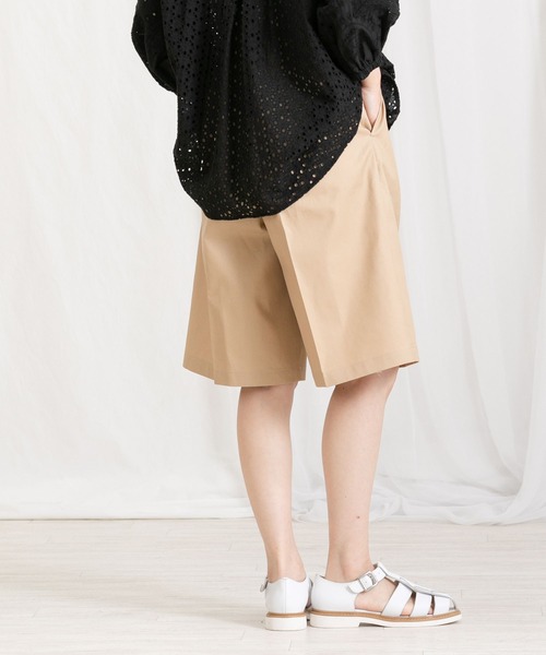 タックハーフパンツ