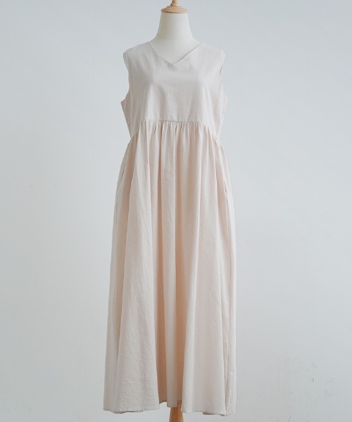 Futier land（フューティアランド）の「リネンフレアロングワンピース（ワンピース・レディース・ブラック/オレンジ/オートミール/グリーン/ライトパープル/ライトグリーン/ブラウン/マスタード・FREE）」の17枚目の写真