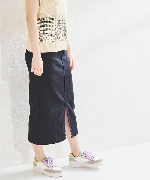 acro(アクロ)の「ハイウエストフロントスリットデニムナロースカート/AC1438(スカート・レディース・ブラック/ブルー・フリ-)」の16枚目の写真