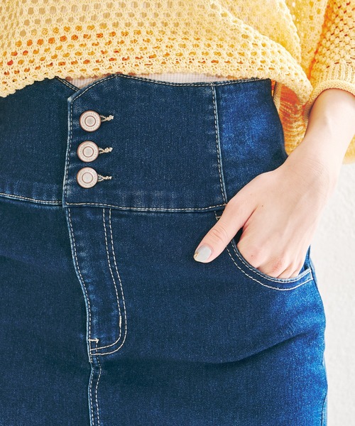 acro(アクロ)の「ハイウエストフロントスリットデニムナロースカート/AC1438(スカート・レディース・ブラック/ブルー・フリ-)」の12枚目の写真