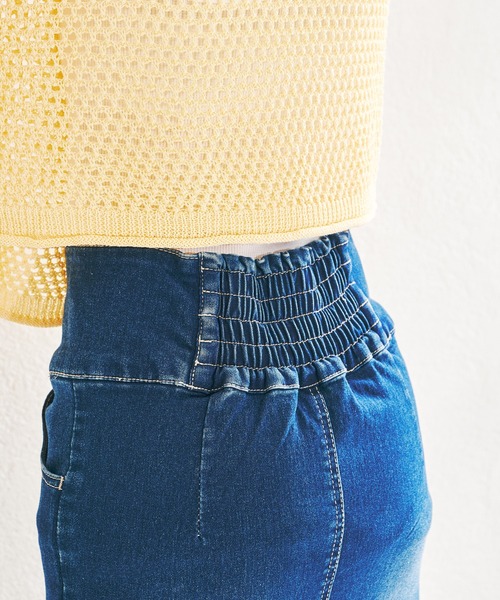 acro(アクロ)の「ハイウエストフロントスリットデニムナロースカート/AC1438(スカート・レディース・ブラック/ブルー・フリ-)」の3枚目の写真