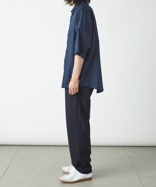 MAISON CLUB(メゾンクラブ)の「【MAISON CLUB】REDBOXストリートドロップショルダーシャツ SCCH017(シャツ/ブラウス・メンズ・ネイビー/グリーン・FREE)」の9枚目の写真
