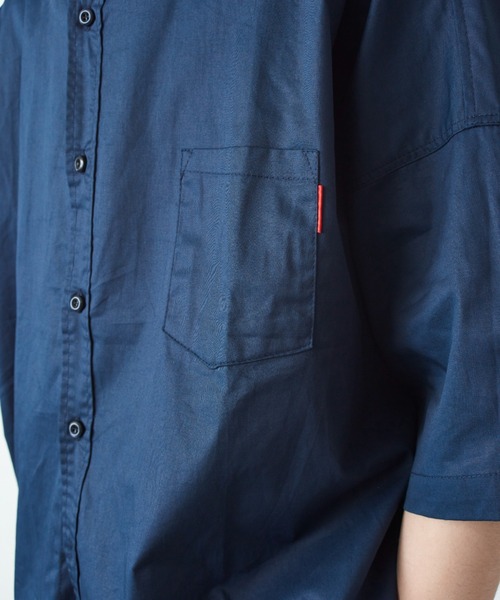 MAISON CLUB(メゾンクラブ)の「【MAISON CLUB】REDBOXストリートドロップショルダーシャツ SCCH017(シャツ/ブラウス・メンズ・ネイビー/グリーン・FREE)」の10枚目の写真