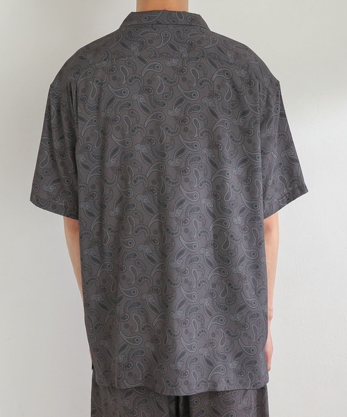 SENSE OF PLACE by URBAN RESEARCH（センスオブプレイスバイアーバンリサーチ）の「『セットアップ対応』ペイズリーオープンカラーシャツ(5分袖)（シャツ/ブラウス・メンズ・ライトベージュ/チャコールグレー・LARGE/MEDIUM）」の18枚目の写真