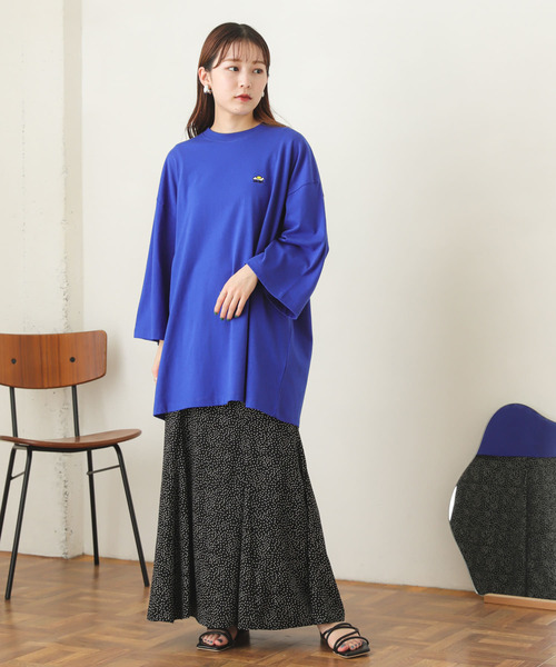 SENSE OF PLACE by URBAN RESEARCH(センスオブプレイスバイアーバンリサーチ)の「『別注』『ユニセックス』ddp×SENSE OF PLACE エクストラルーズTシャツ C(Tシャツ/カットソー・メンズ・ロイヤルブルー/ブラック/ホワイト・MEDIUM/LARGE)」の19枚目の写真