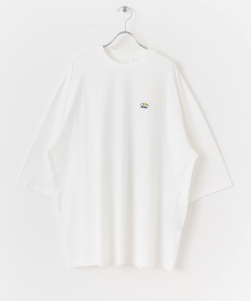 SENSE OF PLACE by URBAN RESEARCH(センスオブプレイスバイアーバンリサーチ)の「『別注』『ユニセックス』ddp×SENSE OF PLACE エクストラルーズTシャツ C(Tシャツ/カットソー・メンズ・ロイヤルブルー/ブラック/ホワイト・MEDIUM/LARGE)」の11枚目の写真
