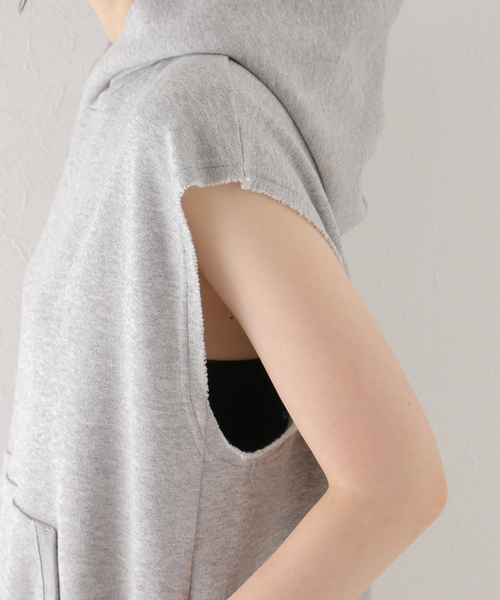 plage(プラージュ)の「【THYARD/スヤード】 SP SIDE ZIP フーディー(Tシャツ/カットソー・レディース・グレー/ホワイト系その他・FREE)」の13枚目の写真