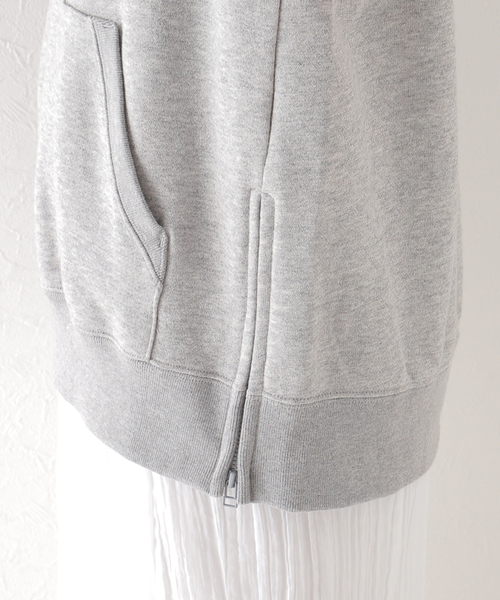 plage(プラージュ)の「【THYARD/スヤード】 SP SIDE ZIP フーディー(Tシャツ/カットソー・レディース・グレー/ホワイト系その他・FREE)」の15枚目の写真