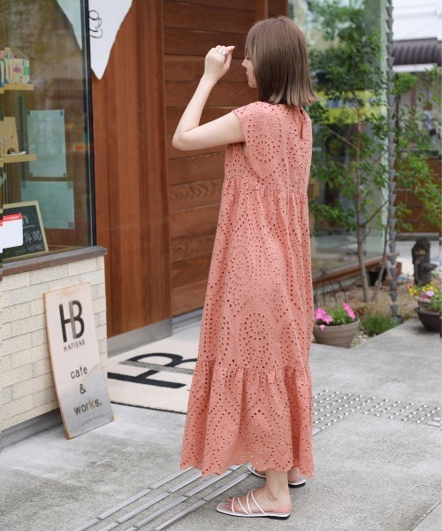 SUGAR BISKET（シュガービスケット）の「カットワーク ティアード