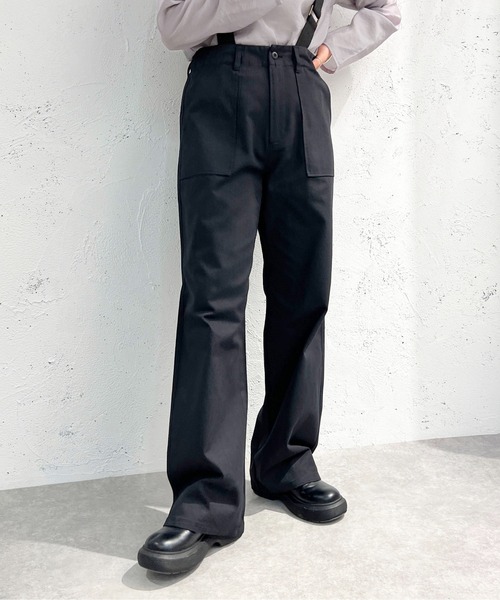 apres jour mignon(アプレジュールミニョン)の「ミリタリーサス付きパンツ【ZOZOTOWN限定アイテム】(サロペット/オーバーオール・レディース・ブラック/カーキ・MEDIUM/X-LARGE/SMALL)」の10枚目の写真