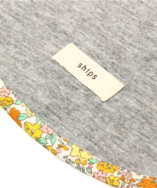 SHIPS(シップス)の「SHIPS KIDS:フラワー リボン スタイ(スタイ/よだれかけ・キッズ・オフホワイト/グレー・ONE SIZE)」の6枚目の写真