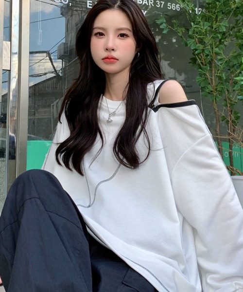 meJane(ミージェーン)の「アウトリンキングショルダーZIPデザインロングT(Tシャツ/カットソー・レディース・ホワイト/ブラック・FREE)」の18枚目の写真