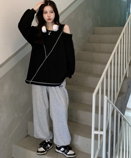 meJane(ミージェーン)の「アウトリンキングショルダーZIPデザインロングT(Tシャツ/カットソー・レディース・ホワイト/ブラック・FREE)」の19枚目の写真