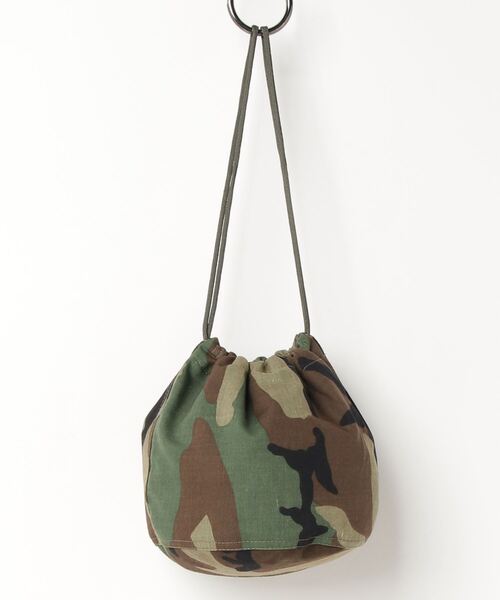 MILITARY(ミリタリー)の「新品 米軍 NYCO ウッドランド迷彩 リメイク エフェクツバッグ(ハンドバッグ・メンズ・カモフラージュ・ONE SIZE)」の5枚目の写真