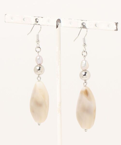 tone(トーン)の「【-lensa-】淡水パールで大人なピアス(MA)(ピアス(両耳用)・レディース・ホワイト・FREE)」の7枚目の写真