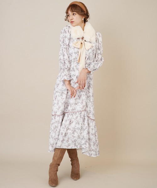 31 Sons de mode(トランテアン ソン ドゥ モード)の「スカーフセットフェイクファーティペット(ストール/ショール・レディース・グレー/オフホワイト・フリー)」の8枚目の写真