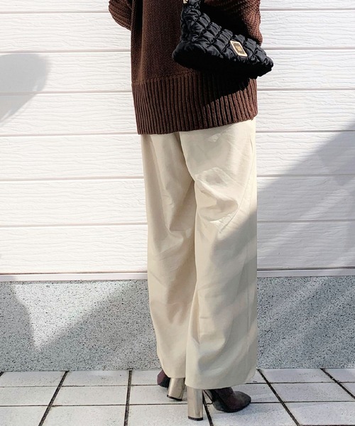 Q（キュー）の「ブライトツイルワイドパンツ（その他パンツ・レディース・ブルー/ベージュ・MEDIUM）」の8枚目の写真