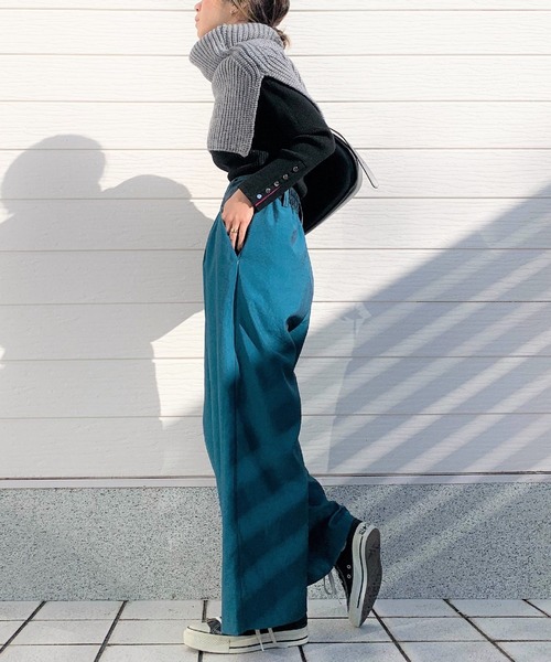 Q（キュー）の「ブライトツイルワイドパンツ（その他パンツ・レディース・ブルー/ベージュ・MEDIUM）」の11枚目の写真