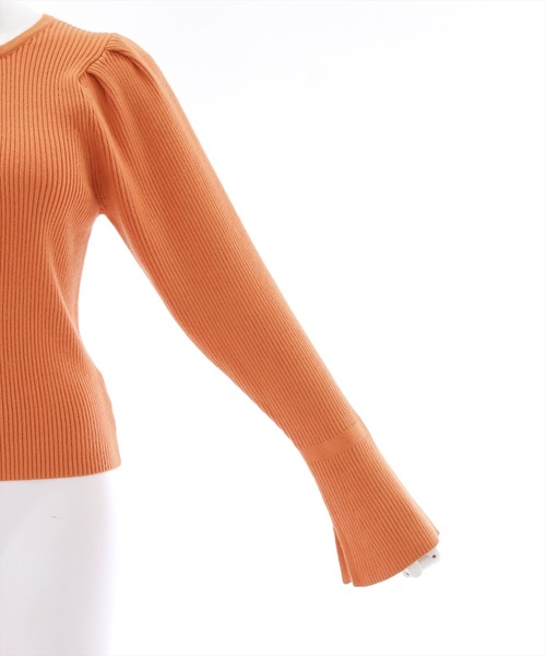 clear（クリア）の「ボリュームスリーブリブニットトップス（ニット/セーター・レディース・アイボリー/グレイッシュベージュ/ブラック/ブルー/オレンジ/マスタード・F）」の12枚目の写真