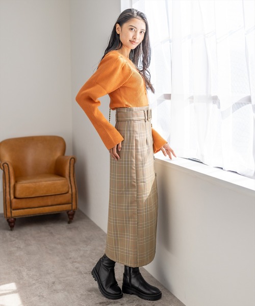 clear（クリア）の「ボリュームスリーブリブニットトップス（ニット/セーター・レディース・アイボリー/グレイッシュベージュ/ブラック/ブルー/オレンジ/マスタード・F）」の21枚目の写真