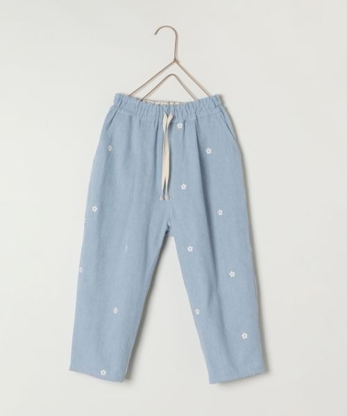 LOWRYS FARM(ローリーズファーム)の「シシュウイージーパンツ 179996(その他パンツ・キッズ・ブルー/アイボリー/ネイビー・110cm/120cm/130cm/140cm/150cm)」の3枚目の写真