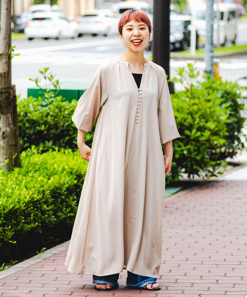 ITEMS URBANRESEARCH（アイテムズ アーバンリサーチ）の「花柄ラグランワンピース（ワンピース・レディース・ベージュ/ネイビー/ブルー系その他/ベージュ系その他・SMALL/FREE）」の5枚目の写真