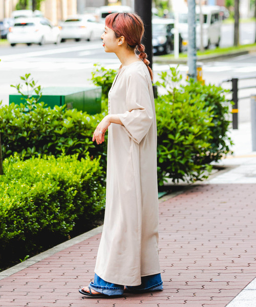 ITEMS URBANRESEARCH（アイテムズ アーバンリサーチ）の「花柄ラグランワンピース（ワンピース・レディース・ベージュ/ネイビー/ブルー系その他/ベージュ系その他・SMALL/FREE）」の6枚目の写真