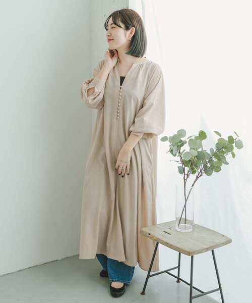 ITEMS URBANRESEARCH（アイテムズ アーバンリサーチ）の「花柄ラグランワンピース（ワンピース・レディース・ベージュ/ネイビー/ブルー系その他/ベージュ系その他・SMALL/FREE）」の9枚目の写真