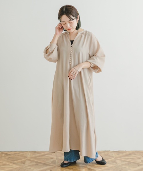 ITEMS URBANRESEARCH（アイテムズ アーバンリサーチ）の「花柄ラグランワンピース（ワンピース・レディース・ベージュ/ネイビー/ブルー系その他/ベージュ系その他・SMALL/FREE）」の11枚目の写真