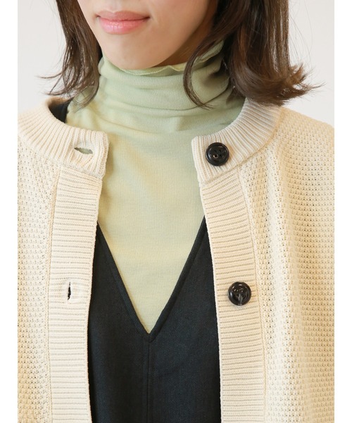 Lugnoncure（ルノンキュール）の「無撚糸地柄編みカーディガン（カーディガン/ボレロ・レディース・パープル/オフホワイト/チャコール・ﾌﾘ-）」の10枚目の写真