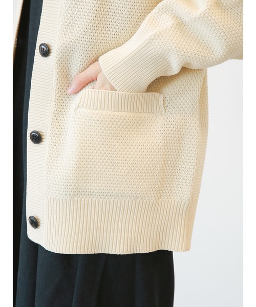 Lugnoncure（ルノンキュール）の「無撚糸地柄編みカーディガン（カーディガン/ボレロ・レディース・パープル/オフホワイト/チャコール・ﾌﾘ-）」の11枚目の写真