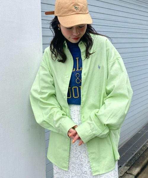 RODEO CROWNS WIDE BOWL（ロデオクラウンズワイドボウル）の「SHARE CHINO BIGシャツ（シャツ/ブラウス・レディース・ネイビー/オレンジ/ベージュ/ライム・FREE）」の2枚目の写真