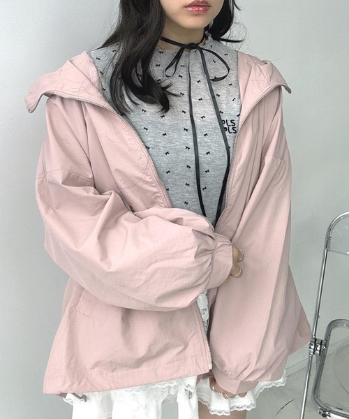 AS KNOW AS plus（アズノゥアズプラス）の「○ボリューム袖ミドルブルゾン（マウンテンパーカー・レディース・ブラック/ブルー/アイボリー/ライトカーキ/グレー/ピンク・FREE）」の9枚目の写真