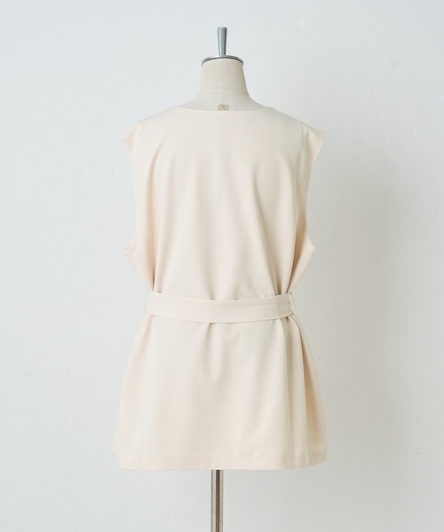 one after another NICE CLAUP（ワンアフターアナザーナイスクラップ）の「NCロゴブローチ付きベスト（ベスト・レディース・ブラック/ホワイト系その他/アイボリー・FREE）」の21枚目の写真