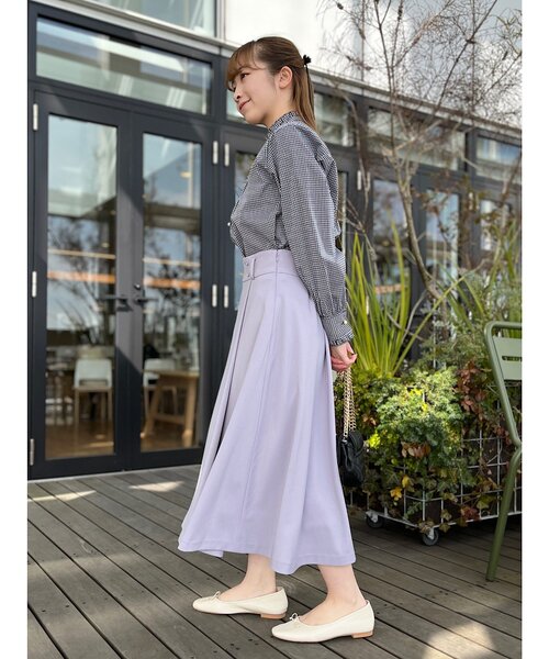 couture brooch（クチュールブローチ）の「◆【オンオフ問わずに大活躍！】先染めピンタック パール調釦フリルシャツ（シャツ/ブラウス・レディース・ブラック系1/サックスブルー系2・38/40/42）」の9枚目の写真