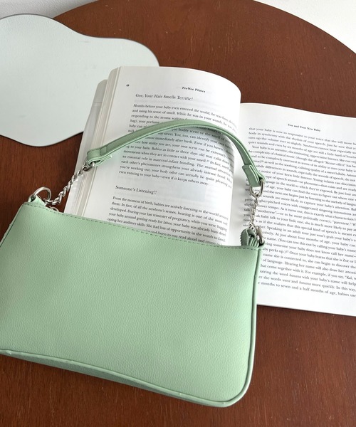 prose verse（プロズヴェール）の「チェーン2wayショルダーバッグ（ショルダーバッグ・レディース・ブラック/グリーン/アイボリー/ピンク・ﾌﾘ-）」の5枚目の写真