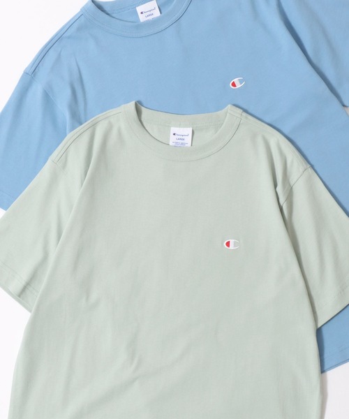 Champion(チャンピオン)の「Champion/チャンピオン コットンUSA ロゴワッペン ワンポイント刺繍 半袖Tシャツ/無地T/レディース メンズ(Tシャツ/カットソー・メンズ・ホワイト/ブラック/オートミール/ライトイエロー/サーモンピンク/ミント/ラベンダー/ネイビー/グレー/ダークグリーン/ブルー/サンドベージュ/グリーン/イエロー/サックスブルー/ベージュ/グレイッシュブルー/クリーム/レンガ/サファリグリーン/スカイブルー/セージグリーン/オレンジ/オリーブドラブ・L/XL/M)」の11枚目の写真
