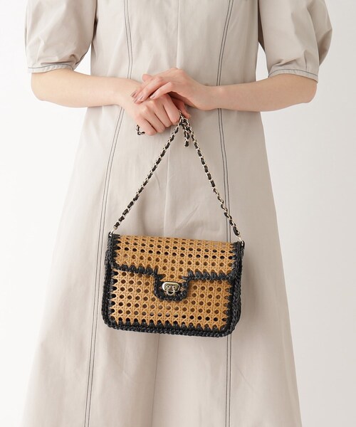 OPAQUE.CLIP(オペークドットクリップ)の「◆≪ヒルナンデス!で紹介≫ 異素材コンビチェーンショルダー(ショルダーバッグ・レディース・ブラック・00)」の8枚目の写真