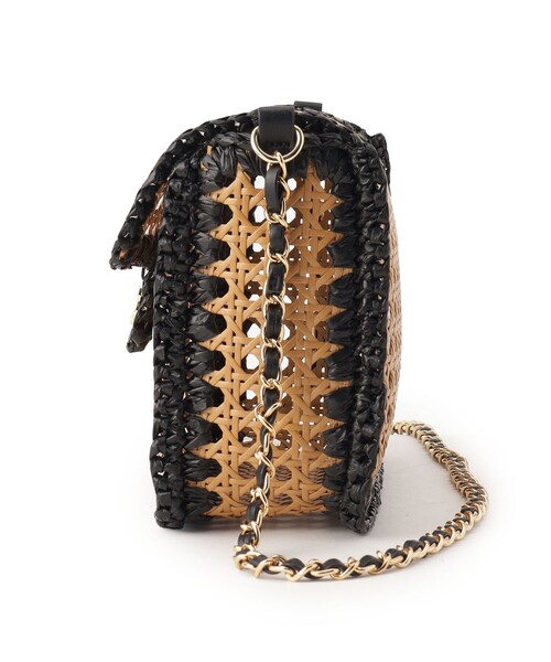 OPAQUE.CLIP(オペークドットクリップ)の「◆≪ヒルナンデス!で紹介≫ 異素材コンビチェーンショルダー(ショルダーバッグ・レディース・ブラック・00)」の10枚目の写真