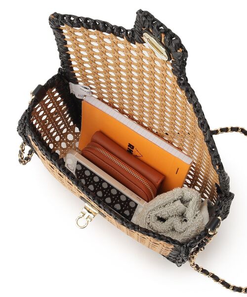 OPAQUE.CLIP(オペークドットクリップ)の「◆≪ヒルナンデス!で紹介≫ 異素材コンビチェーンショルダー(ショルダーバッグ・レディース・ブラック・00)」の14枚目の写真