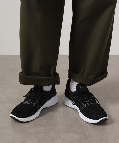 PERSON'S(パーソンズ)の「PERSON'S ニットスニーカー(スニーカー・メンズ・ブラック×ライム/ブラック×グレー・26/25.5/26.5/25/27)」の2枚目の写真
