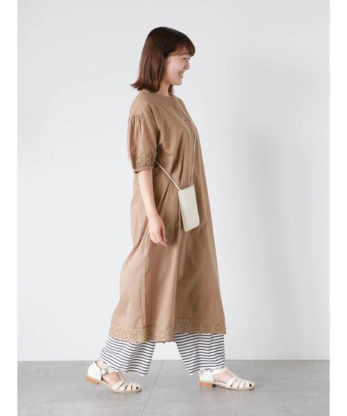 Et grenier by Samansa Mos2(エグルニエバイサマンサモスモス)の「ボーダー裾メロールームパンツ(その他パンツ・レディース・ベージュ/ネイビー・F)」の4枚目の写真