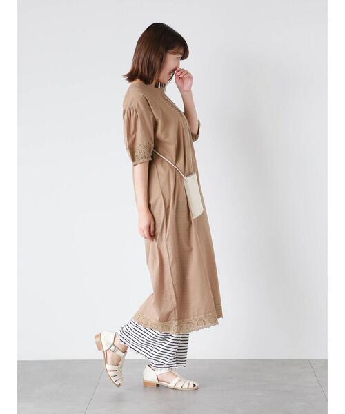Et grenier by Samansa Mos2(エグルニエバイサマンサモスモス)の「ボーダー裾メロールームパンツ(その他パンツ・レディース・ベージュ/ネイビー・F)」の5枚目の写真