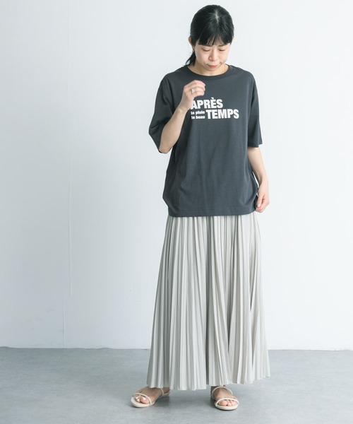 FORK&SPOON(フォークアンドスプーン)の「FORK&SPOON ワッシャープリーツスカート(スカート・レディース・ネイビー/ベージュ系その他・1/2)」の13枚目の写真