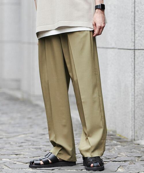 coen(コーエン)の「センタープレス2タックルーズテーパードスラックス(スラックス・メンズ・オリーブ/ダークグレー/ブラック/ベージュ・L/XL/M/S)」の4枚目の写真
